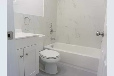 576 Newark Ave #2L, Jersey City, NJ 07306 - Photo 12