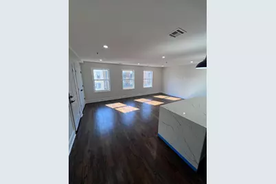 427-429 Martin Luther King Jr Dr #3, Jersey City, NJ 07305 - Photo 8