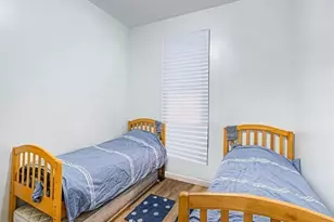 34 Wegman Pkwy, Jersey City, NJ 07305 - Photo 14