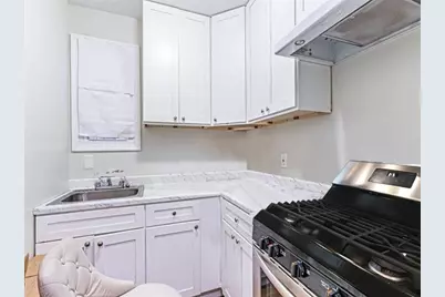 34 Wegman Parkway, Jersey City, NJ 07305 - Photo 6