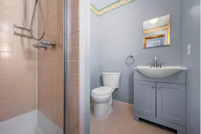 13 Schuyler Pl West, Bayonne, NJ 07002 - Photo 26