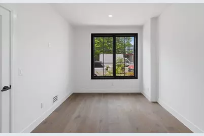 9 Minerva St #1, Jersey City, NJ 07304 - Photo 6