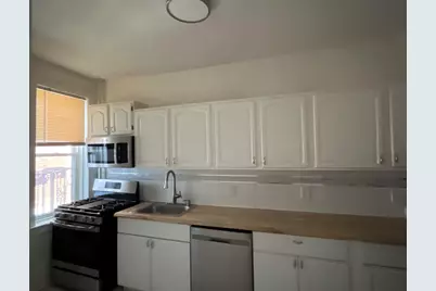 6701 Blvd East #C8, West New York, NJ 07093 - Photo 12