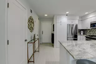 727 Mainsail Ln, Secaucus, NJ 07094 - Photo 6