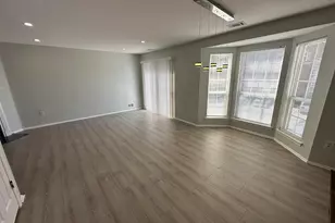27 Cottonwood St, Jersey City, NJ 07305 - Photo 2