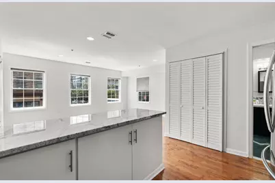 354 3rd St #2, Jersey City, NJ 07302 - Photo 10