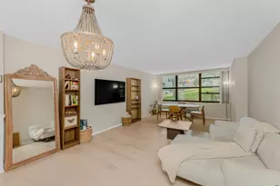 7002 Blvd E, Guttenberg, NJ 07093 - Photo 2