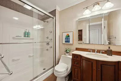 205 Shearwater Ct West #22, Jersey City, NJ 07305 - Photo 8