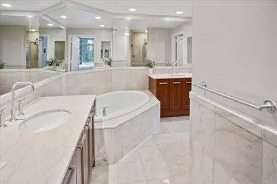 8100 River Rd #302, North Bergen, NJ 07047 - Photo 14