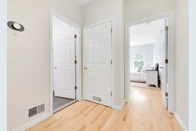 313 1/2 4th St, Jersey City, NJ 07302 - Photo 12