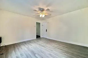 60 Hopkins Ave, Jersey City, NJ 07306 - Photo 4