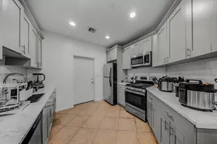 1425 48th St, North Bergen, NJ 07047 - Photo 4