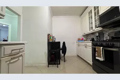 325 79th St #26, North Bergen, NJ 07047 - Photo 4