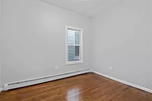 35 Lexington Ave, Jersey City, NJ 07304 - Photo 4