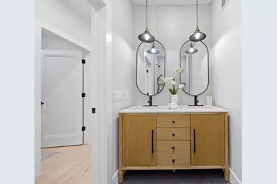 24 Lincoln St #1, Jersey City, NJ 07307 - Photo 6