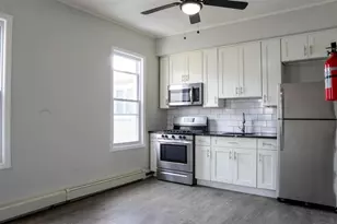 426 13th St, Union City, NJ 07087 - Photo 2