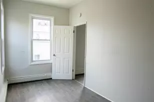 426 13th St, Union City, NJ 07087 - Photo 8