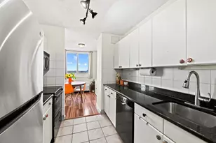 100 Manhattan Ave, Union City, NJ 07087 - Photo 4