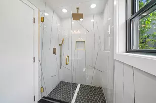 33 Bleecker St, Jersey City, NJ 07307 - Photo 38