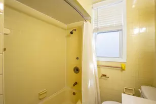 24 Edwards Ct, Bayonne, NJ 07002 - Photo 10