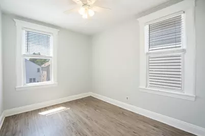 24 Edwards Ct #2, Bayonne, NJ 07002 - Photo 4