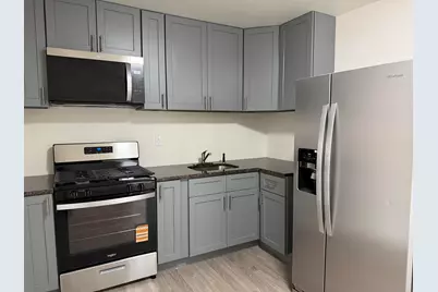 423 Avenue C #201, Bayonne, NJ 07002 - Photo 2