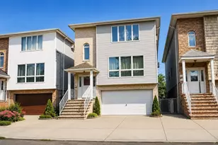 81 Prospect Ave, Bayonne, NJ 07002 - Photo 2