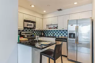 100 Shearwater Ct E, Jersey City, NJ 07305 - Photo 8