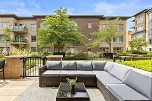 150 Henley Pl, Weehawken, NJ 07086 - Photo 1