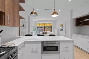 225 Montgomery St, Jersey City, NJ 07302 - Photo 4
