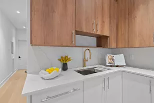 225 Montgomery St, Jersey City, NJ 07302 - Photo 28