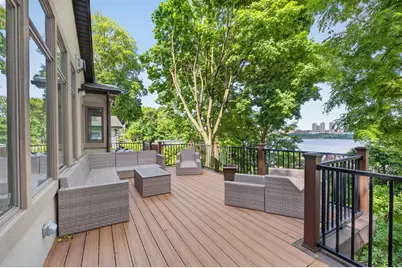 31 Colony Rd, Edgewater, NJ 07020 - Photo 32