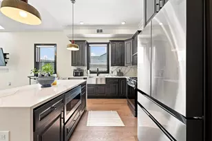 129 Poplar St, Jersey City, NJ 07307 - Photo 2