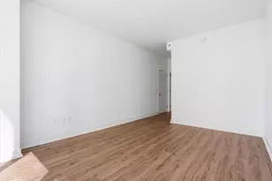 389 Washington St, Jersey City, NJ 07302 - Photo 16
