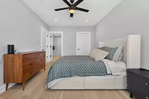 366 6th St, Jersey City, NJ 07302 - Photo 16