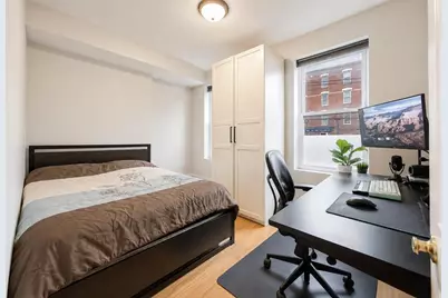 182A Christopher Columbus Dr #1, Jersey City, NJ 07302 - Photo 10