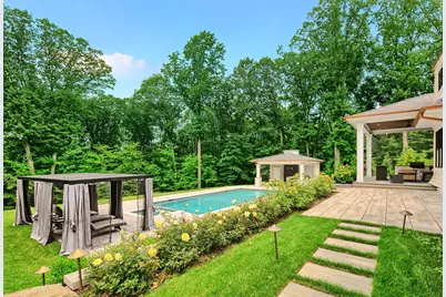 396 Knollwood Dr, Ridgewood, NJ 07450 - Photo 18