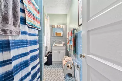 42 Avenue B, Bayonne, NJ 07002 - Photo 16