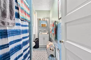 42 Avenue B, Bayonne, NJ 07002 - Photo 16