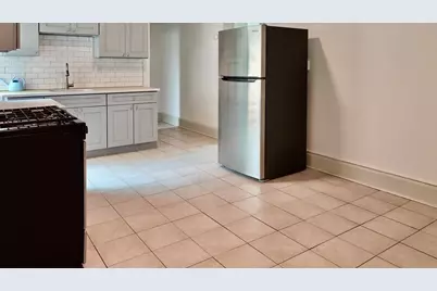 368 Broadway #25, Bayonne, NJ 07002 - Photo 4