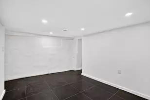 524 34th St, Union City, NJ 07087 - Photo 36