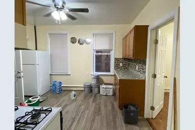 233 Avenue E #2, Bayonne, NJ 07002 - Photo 10