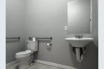 906 Summit Ave #ground floor, Union City, NJ 07087 - Photo 10