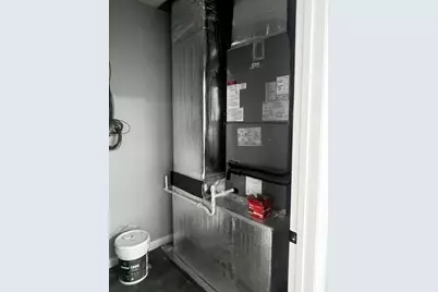 906 Summit Ave #ground floor, Union City, NJ 07087 - Photo 6
