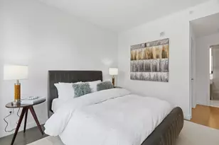 75 Park Ln S, Jersey City, NJ 07310 - Photo 18