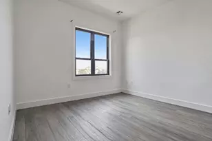 425 Avenue C, Bayonne, NJ 07002 - Photo 18