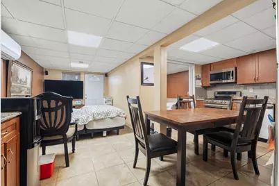 106 Evergreen St, Bayonne, NJ 07002 - Photo 4