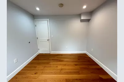 195 Hutton St #2, Jersey City, NJ 07307 - Photo 8