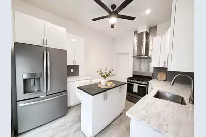 192A Bowers St, Jersey City, NJ 07307 - Photo 4