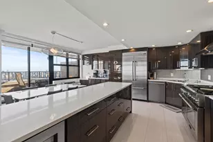 7004 Blvd E, Guttenberg, NJ 07093 - Photo 2